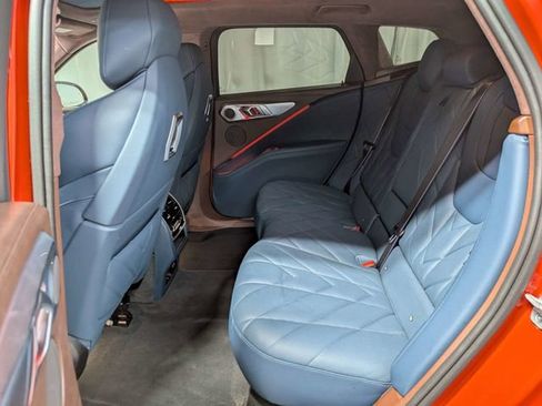Used 2023 BMW XM AWD/4WD image 9