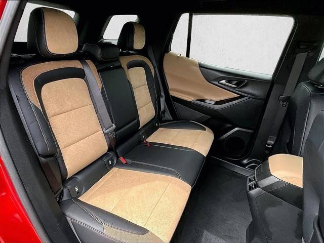 Used 2026 Chevrolet Equinox ACTIV FWD image 29