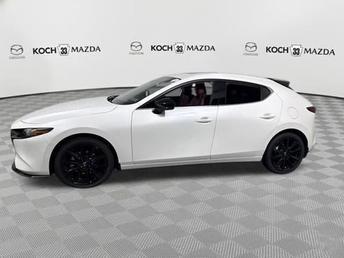 New 2026 MAZDA MAZDA3 Hatchback w/Premium Plus Pkg image 4