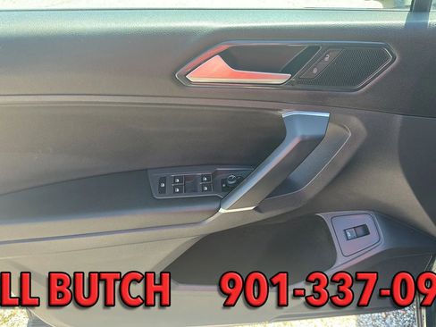 Used 2018 Volkswagen Tiguan SEL FWD image 9