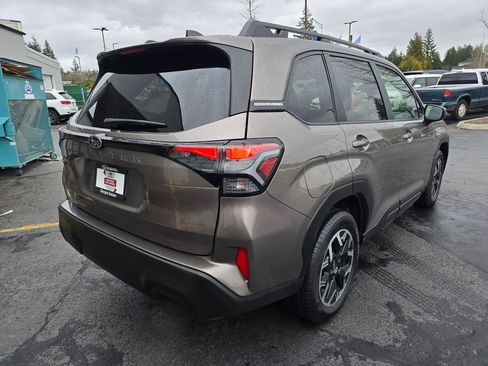 Certified 2025 Subaru Forester Premium image 4