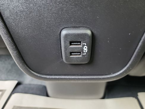 Certified 2024 Chevrolet Equinox LT image 26