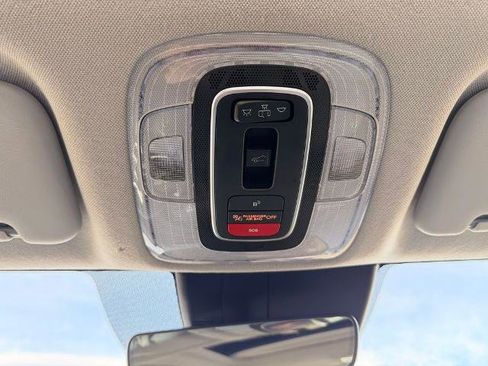 New 2025 Hyundai Elantra Limited image 25