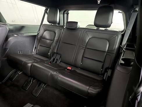 Certified 2021 Lincoln Navigator L Reserve AWD/4WD image 12