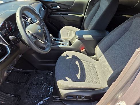 Used 2024 Chevrolet Equinox LT w/ LPO, Cargo Package image 10