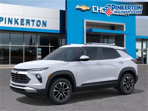 New 2026 Chevrolet TrailBlazer LT w/ Convenience Package image 3