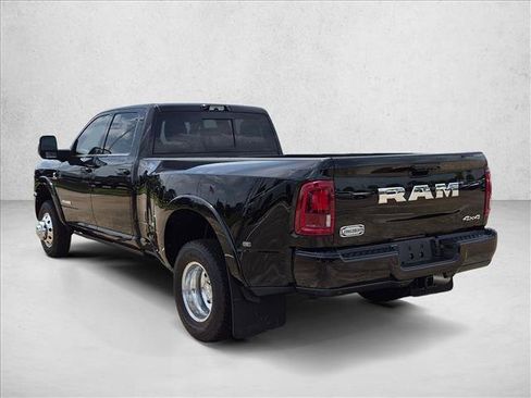 Used 2026 RAM 3500 Longhorn AWD/4WD image 7