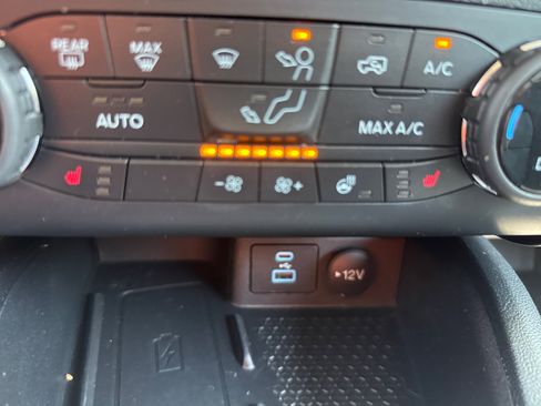 Used 2022 Ford Bronco Sport Outer Banks w/ Tech Package AWD/4WD image 31
