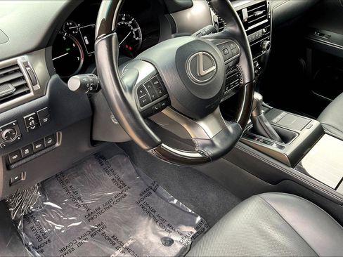 Used 2022 Lexus GX 460 Premium image 14