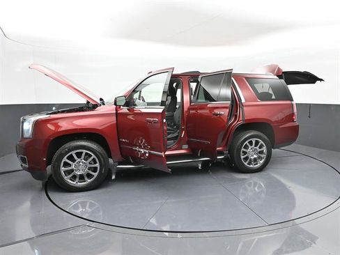 Used 2018 GMC Yukon Denali w/ Open Road Package RWD image 54