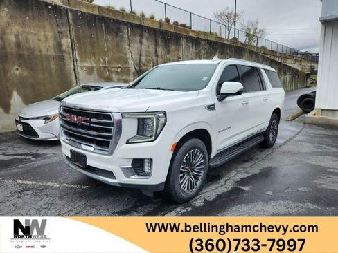 Used 2024 GMC Yukon XL SLT w/ SLT Premium Package image 1