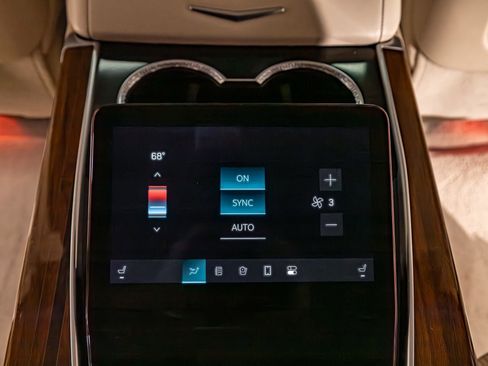 Used 2025 Cadillac Escalade Sport Platinum image 15