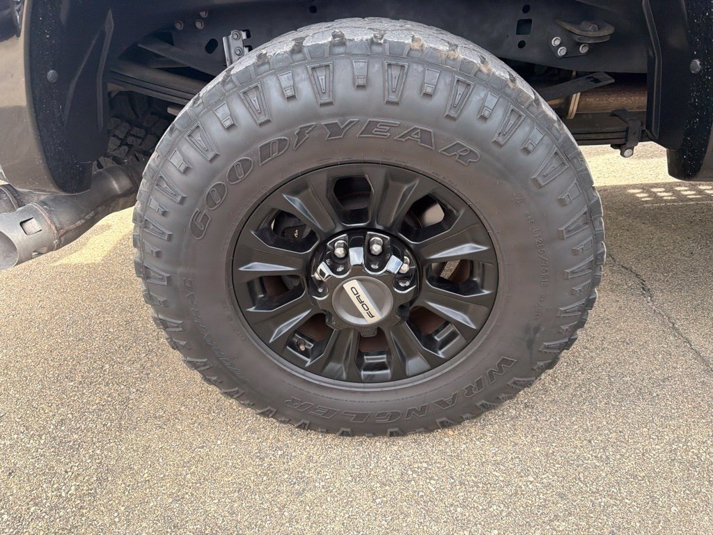 Used 2020 Ford F250 XLT w/ Tremor Off-Road Package AWD/4WD image 11