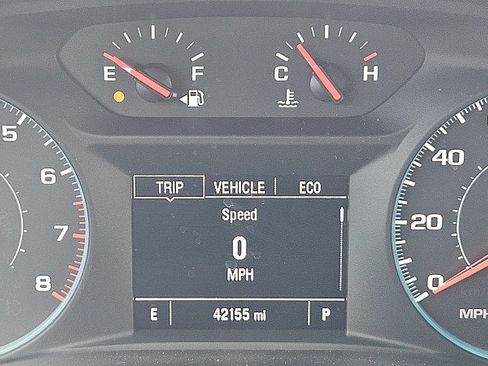 Used 2023 Chevrolet Traverse LT FWD image 16