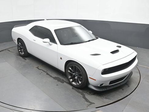 Used 2021 Dodge Challenger R/T Scat Pack RWD image 35