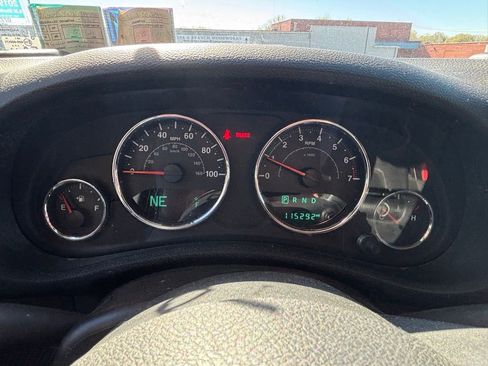 Used 2016 Jeep Wrangler Unlimited Sport AWD/4WD image 11
