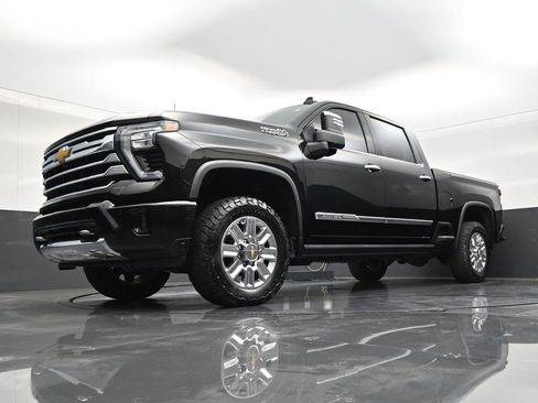 Used 2024 Chevrolet Silverado 2500 High Country image 21