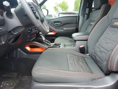 Used 2025 Nissan Frontier PRO-4X w/ Interior Protection Package AWD/4WD image 18