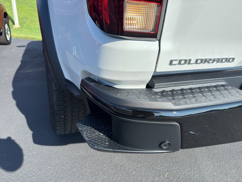 New 2026 Chevrolet Colorado Trail Boss AWD/4WD image 7