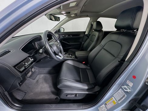 Used 2023 Honda Civic Touring image 13