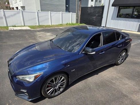 Used 2018 INFINITI Q50 Red Sport 400 w/ Sensory Package (Sport) image 4