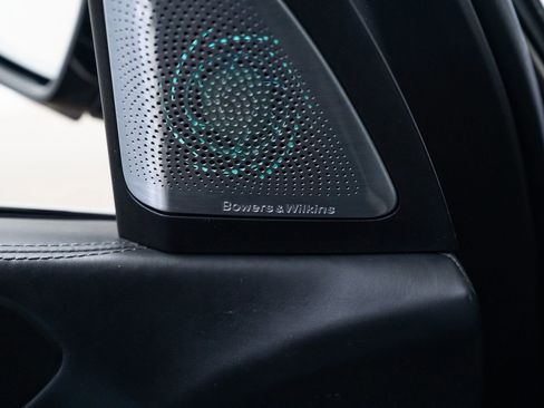 Used 2022 BMW X5 M w/ Competition Package image 16