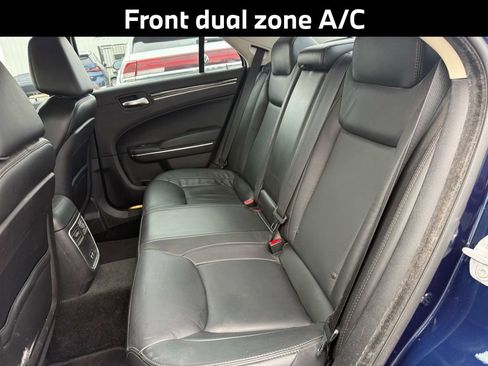 Used 2016 Chrysler 300 Limited image 8