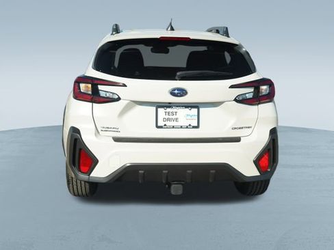 Used 2024 Subaru Crosstrek 2.0i Premium w/ Crosstrek Mirror Package image 8