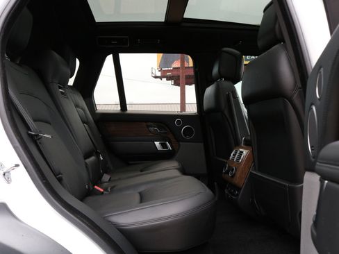 Used 2019 Land Rover Range Rover HSE image 48