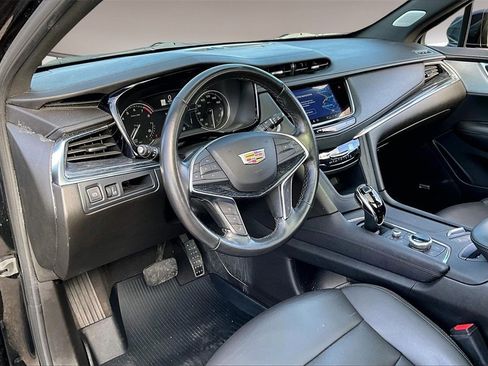 Used 2023 Cadillac XT5 Premium Luxury image 13