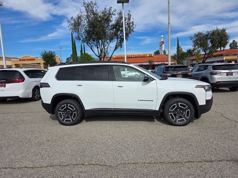 New 2026 Jeep Cherokee Limited image 3