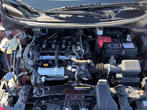 Used 2025 Nissan Versa SV image 30