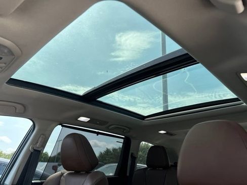 Used 2020 Subaru Ascent Touring w/ Popular Package #3 AWD/4WD image 32