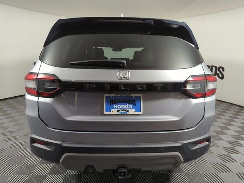 Used 2023 Honda Pilot EX-L image 4