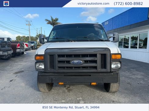 Used 2010 Ford E-150 and Econoline 150 RWD image 8