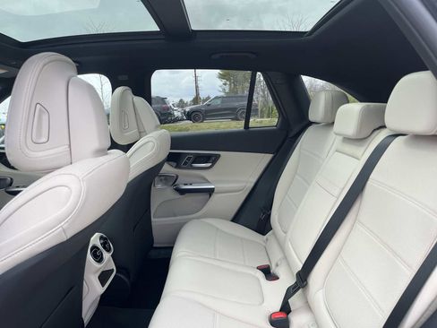 New 2026 Mercedes-Benz GLC 300 4MATIC image 13