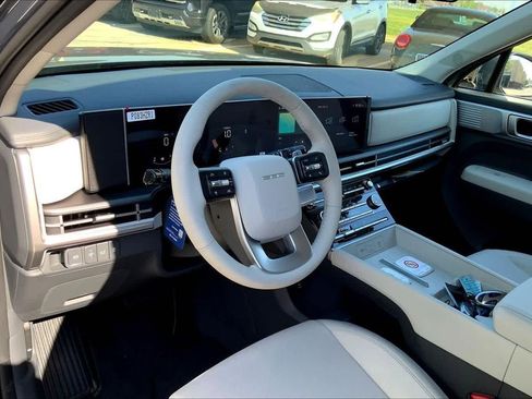 New 2026 Hyundai Santa Fe SE FWD image 9