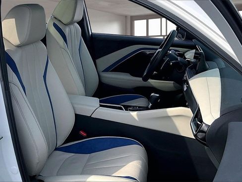 Certified 2025 Acura ADX A-Spec image 7