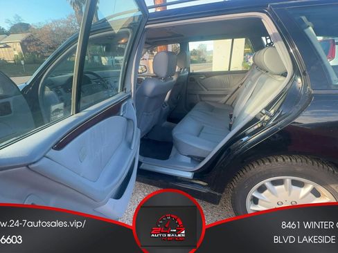Used 2000 Mercedes-Benz E 320 Wagon image 10