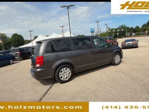 Used 2016 Dodge Grand Caravan SE w/ Quick Order Package 29E SE FWD image 8