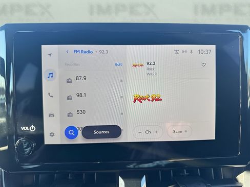 Used 2025 Toyota Corolla LE image 16