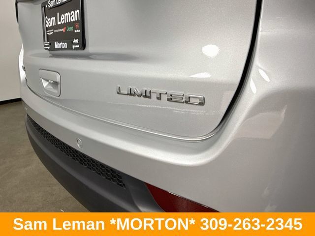 Used 2024 Jeep Compass Limited AWD/4WD image 35