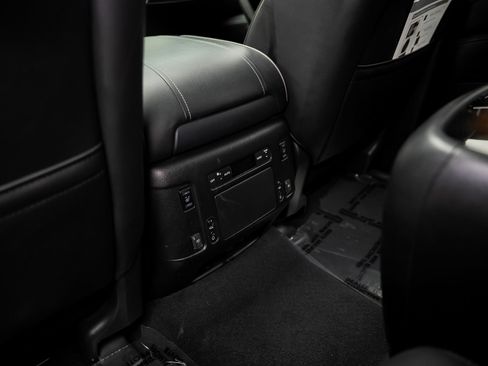 Used 2018 INFINITI QX80 4WD w/ Deluxe Technology Package image 43