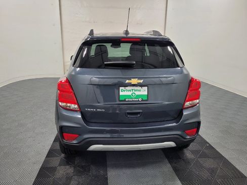 Used 2022 Chevrolet Trax LT w/ Driver Confidence Package AWD/4WD image 6