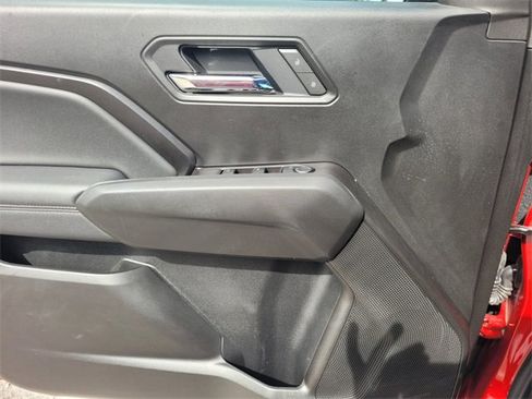 New 2025 GMC Canyon Elevation w/ Convenience Package image 18