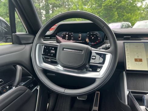 New 2026 Land Rover Range Rover Long Wheelbase SE AWD/4WD image 25