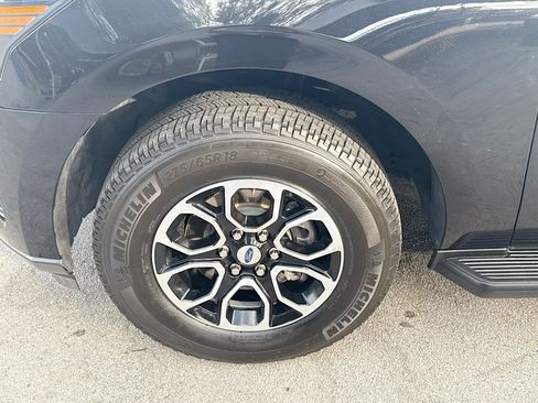 Used 2022 Ford Expedition XLT image 35