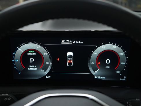 Used 2023 Nissan Ariya EVOLVE+ e-4ORCE image 29