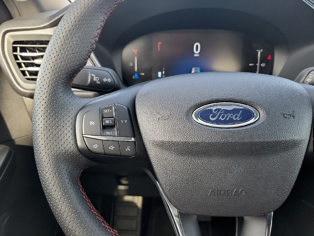 Used 2025 Ford Escape ST-Line AWD/4WD image 23