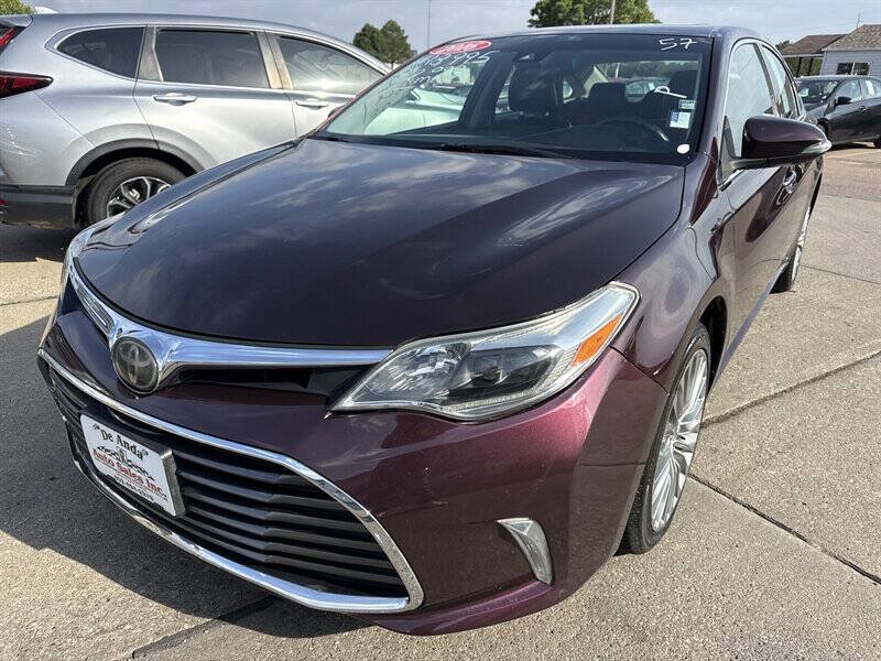 Used 2016 Toyota Avalon Limited w/ Toyota Safety Sense Package FWD image 1